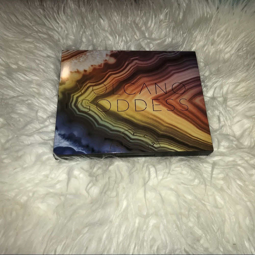 BECCA Volcano Goddess Eyeshadow Palette